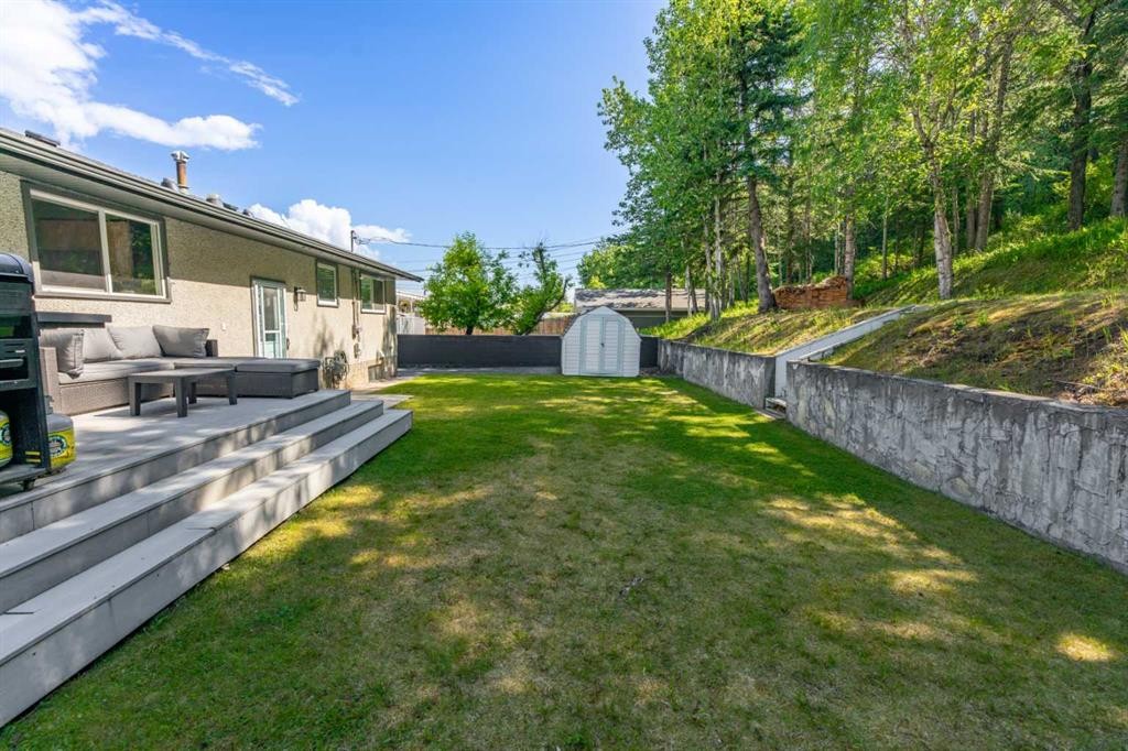 









153


Alder

Drive,
Hinton,




AB
T7V 1C9

