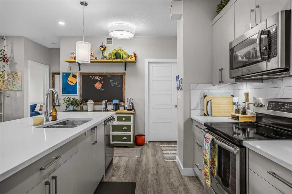 









106


Stewart Creek

Rise, 117,
Canmore,




AB
T1W 0N3

