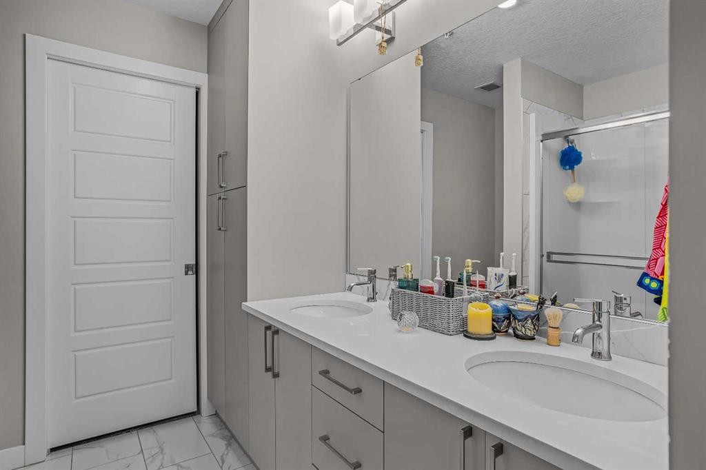 









106


Stewart Creek

Rise, 117,
Canmore,




AB
T1W 0N3

