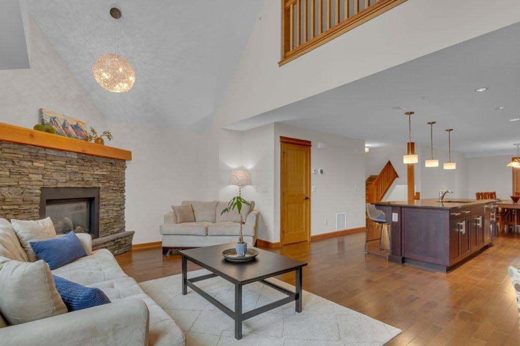 









101E


Stewart Creek

Landing, 5102,
Canmore,




AB
T1W 0E3

