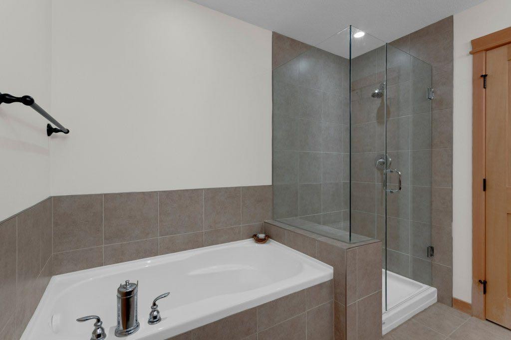 









101E


Stewart Creek

Landing, 5102,
Canmore,




AB
T1W 0E3

