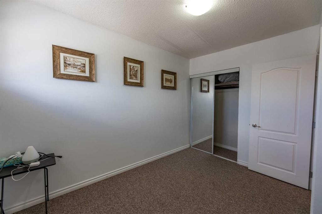 









126


Hardisty

Avenue, 25,
Hinton,




AB
T7V 1B6

