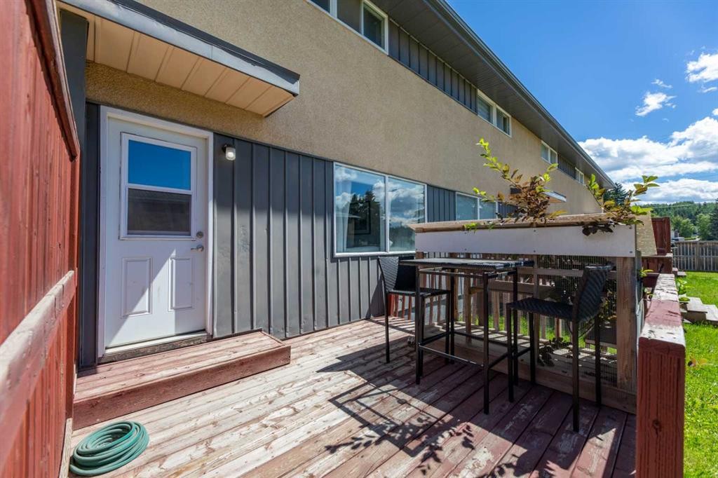 









126


Hardisty

Avenue, 25,
Hinton,




AB
T7V 1B6

