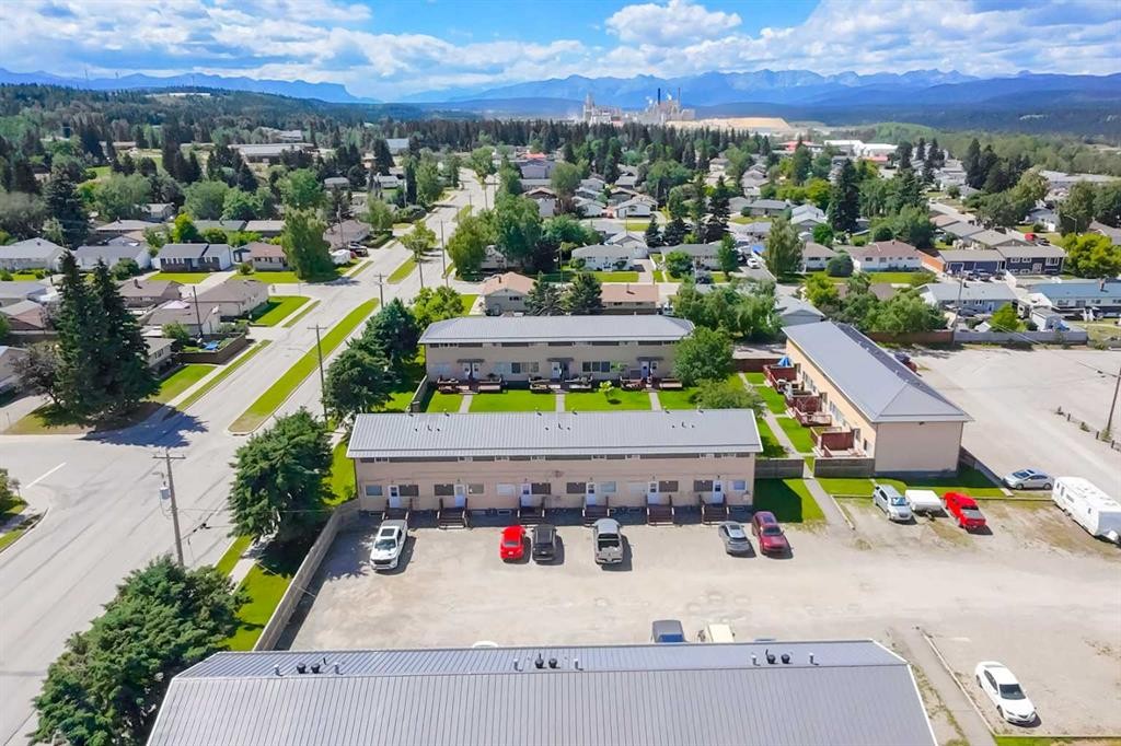 









126


Hardisty

Avenue, 25,
Hinton,




AB
T7V 1B6

