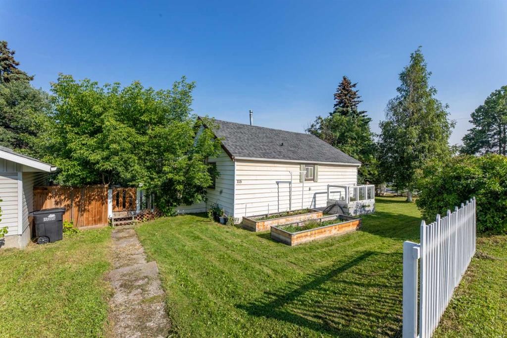 









115


Meadow

Drive,
Hinton,




AB
T7V 1N8

