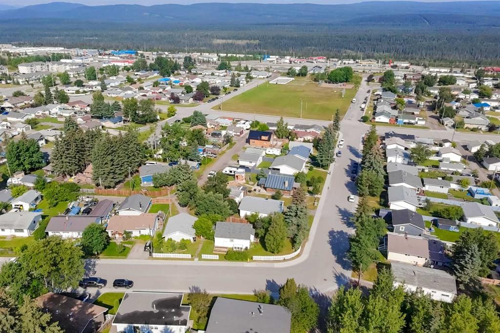 









115


Meadow

Drive,
Hinton,




AB
T7V 1N8

