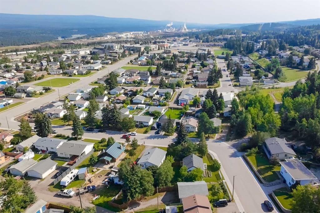 









115


Meadow

Drive,
Hinton,




AB
T7V 1N8

