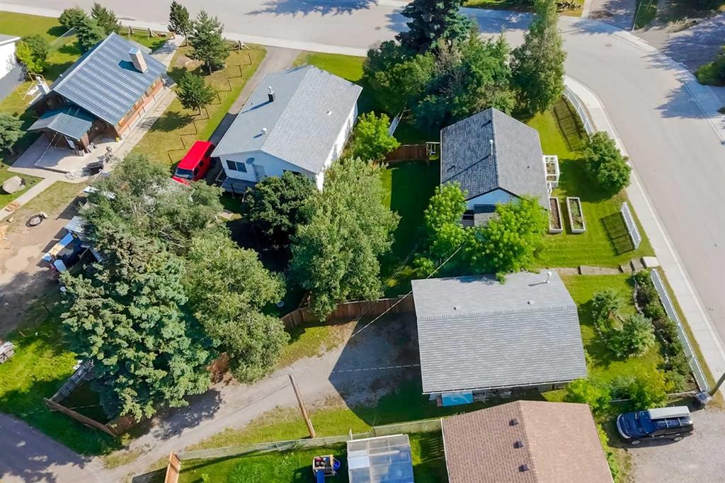 









115


Meadow

Drive,
Hinton,




AB
T7V 1N8

