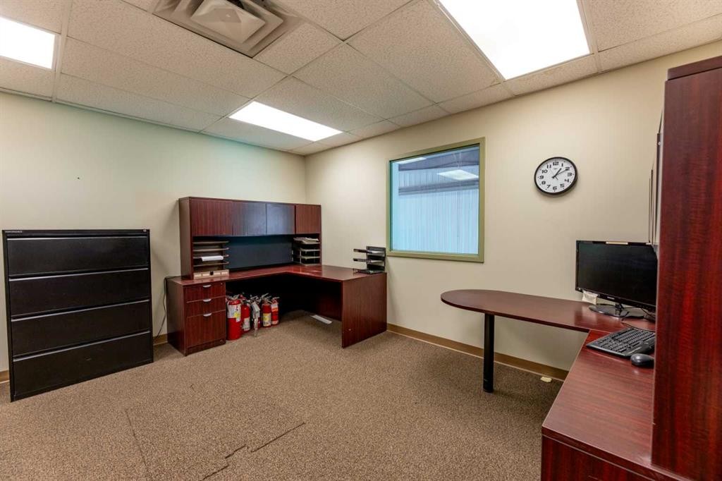 









156


Steele

Crescent,
Hinton,




AB
T7V 2G5

