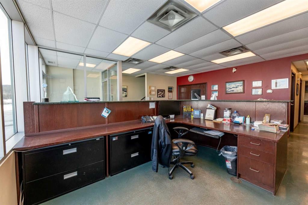 









156


Steele

Crescent,
Hinton,




AB
T7V 2G5

