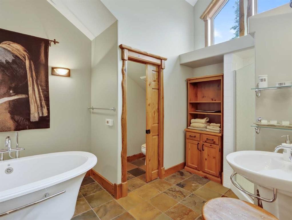 









155


Crossbow

Place, 307,
Canmore,




AB
T1W 3H6


