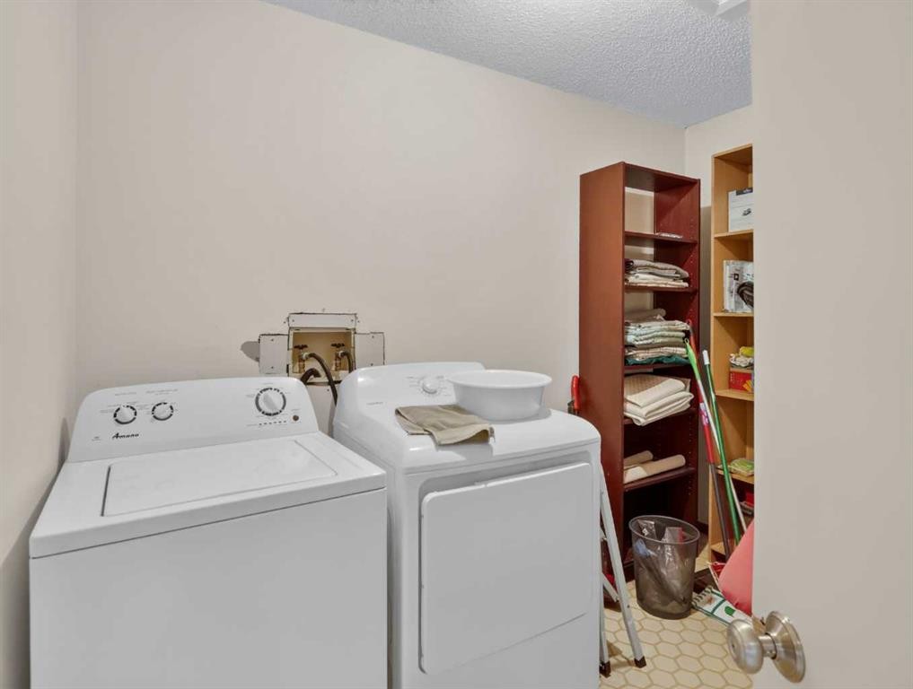









22


Pinewood

Crescent,
Canmore,




AB
T1W 1P8

