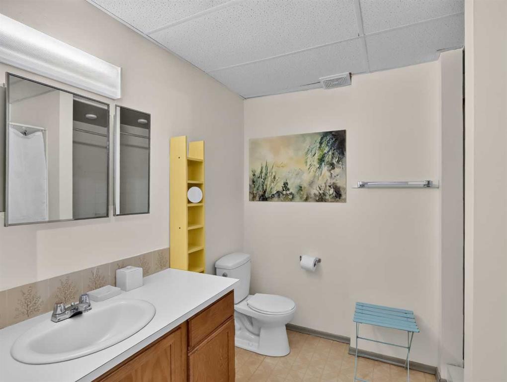 









22


Pinewood

Crescent,
Canmore,




AB
T1W 1P8

