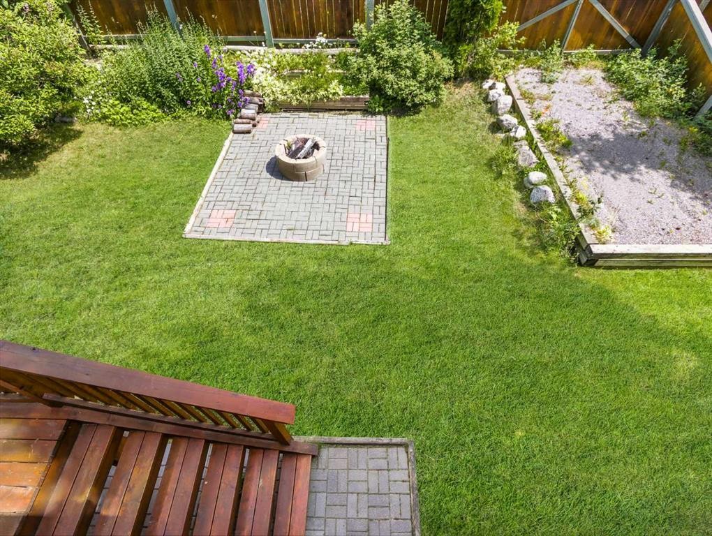 









2


Terrace Place

,
Canmore,




AB
T1W2Y3

