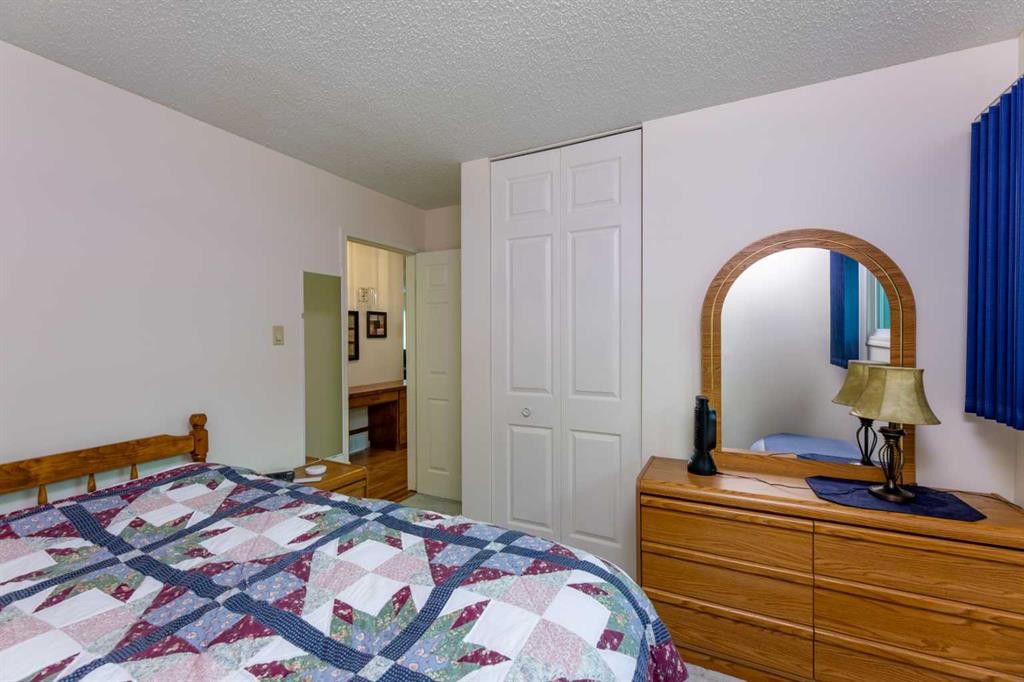 









121


Talbot

Drive,
Hinton,




AB
T7V 1M1

