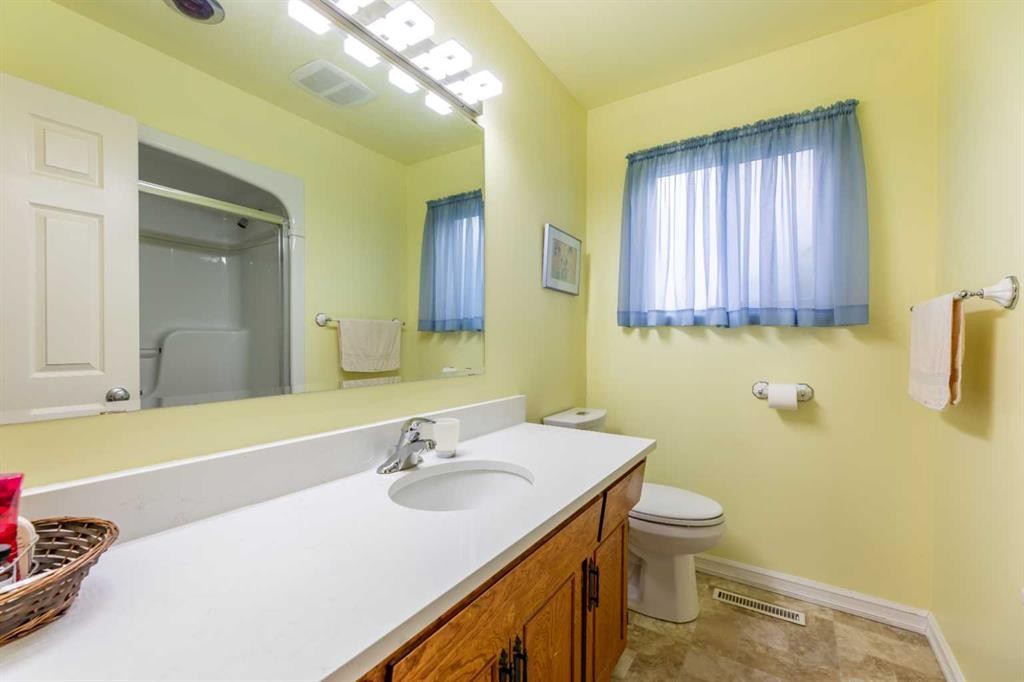 









121


Talbot

Drive,
Hinton,




AB
T7V 1M1

