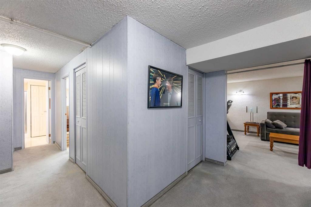 









121


Talbot

Drive,
Hinton,




AB
T7V 1M1

