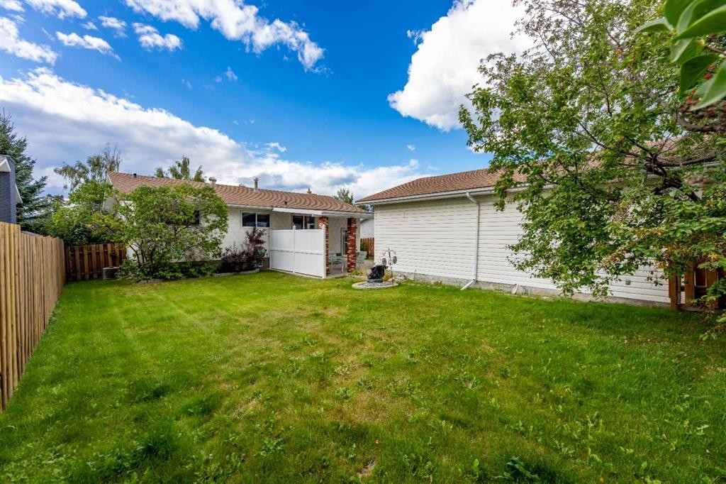 









121


Talbot

Drive,
Hinton,




AB
T7V 1M1

