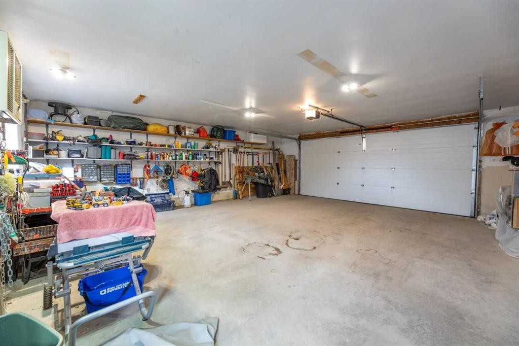 









121


Talbot

Drive,
Hinton,




AB
T7V 1M1

