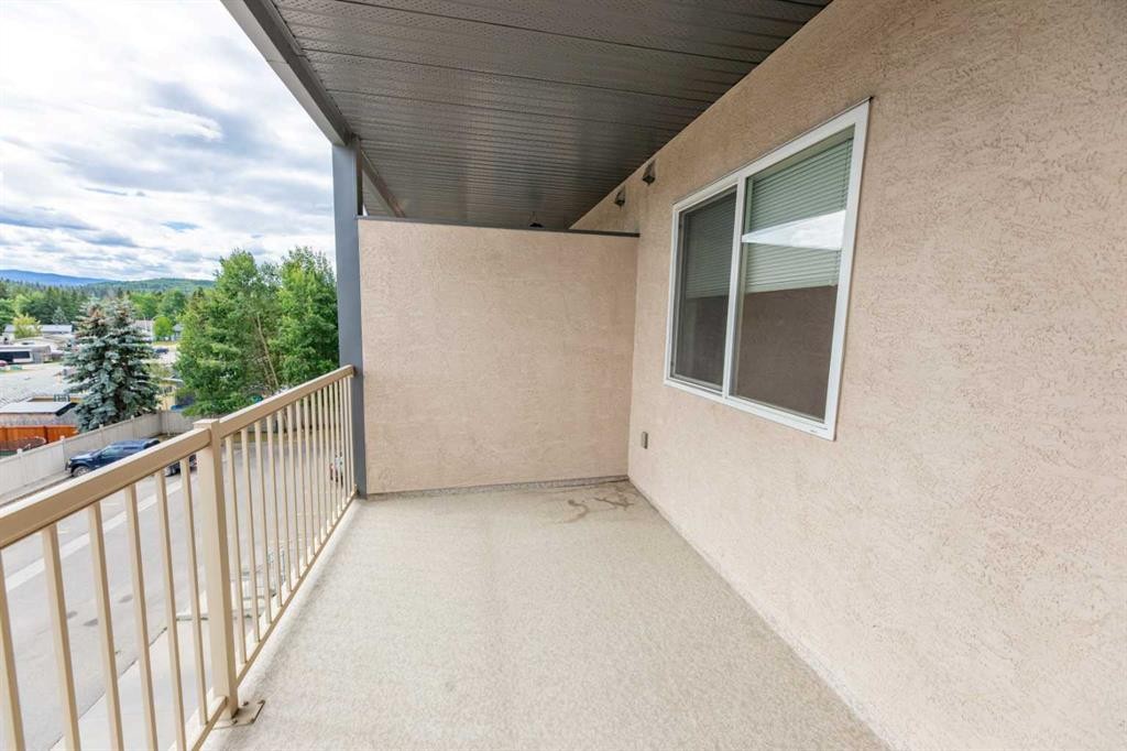 









109


Seabolt

Drive, 309,
Hinton,




AB
T7V 1K2

