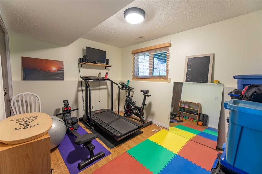 









134


Clark

Street,
Hinton,




AB
T7V 1L6


