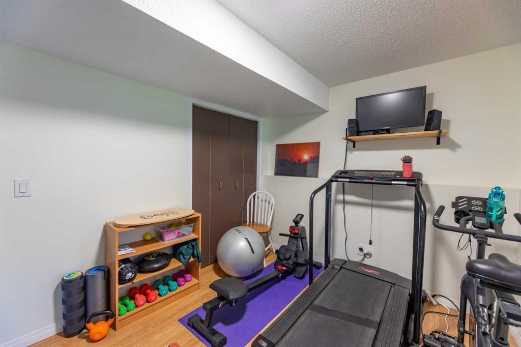 









134


Clark

Street,
Hinton,




AB
T7V 1L6

