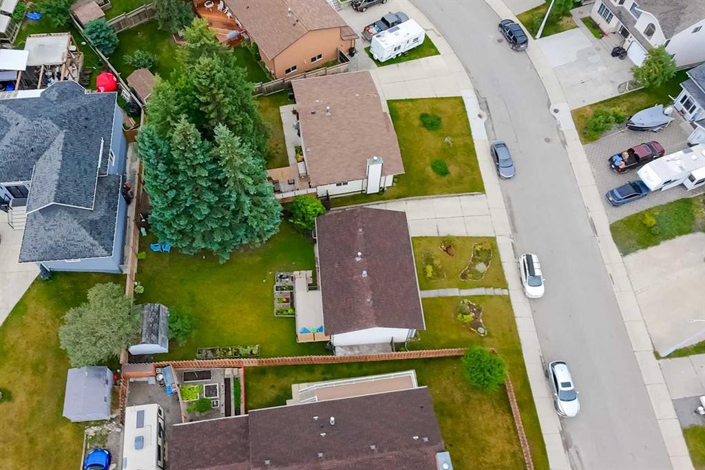 









134


Clark

Street,
Hinton,




AB
T7V 1L6

