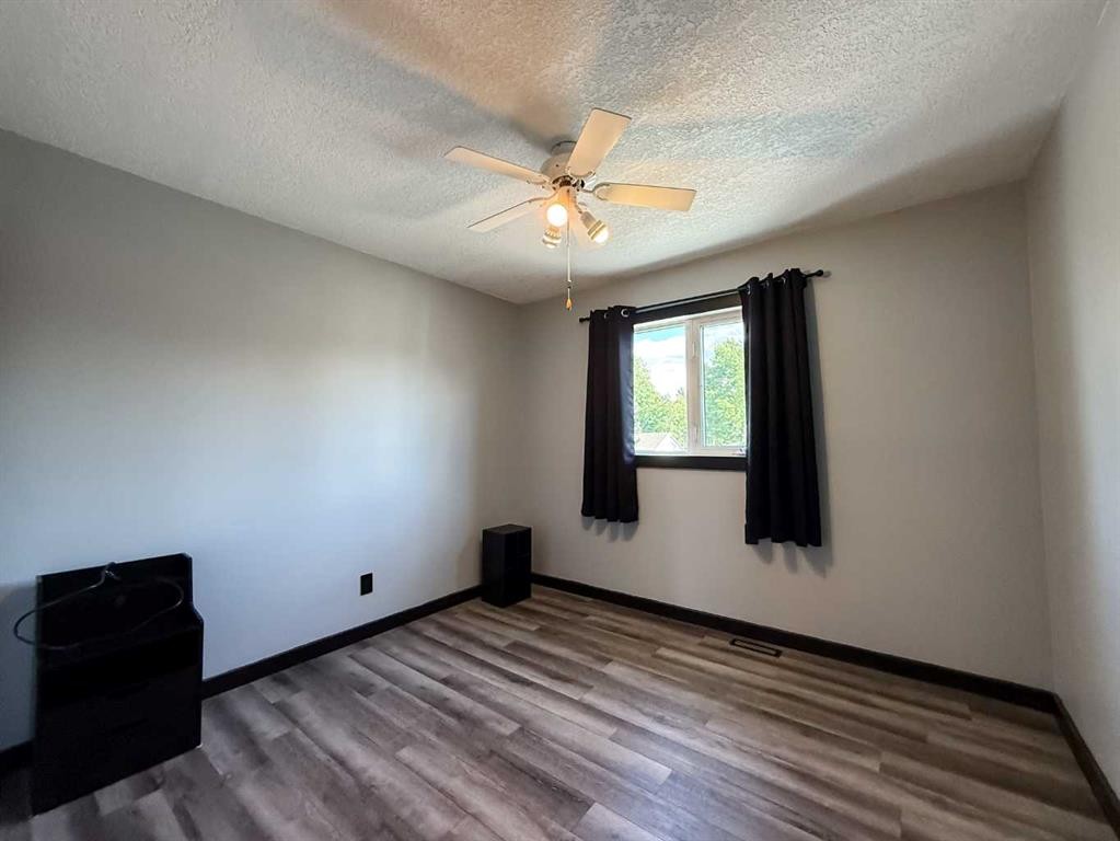 









373


Collinge

Road,
Hinton,




AB
T7V 1L2

