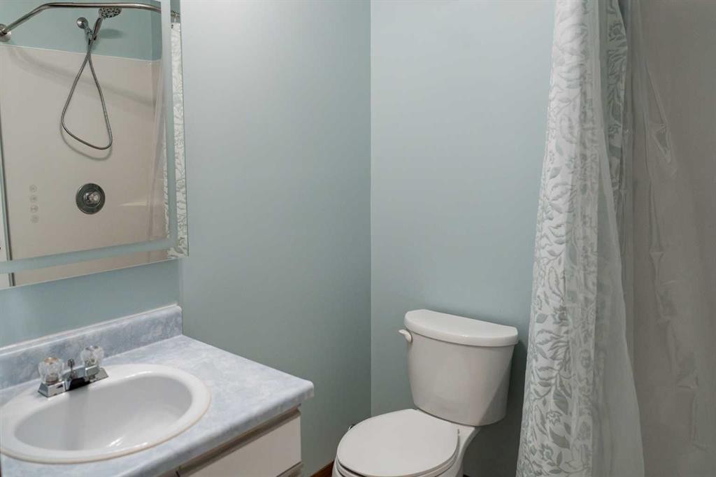 









373


Collinge

Road,
Hinton,




AB
T7V 1L2

