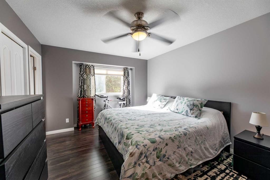 









157


Rispler

Way,
Hinton,




AB
T7V 1L7


