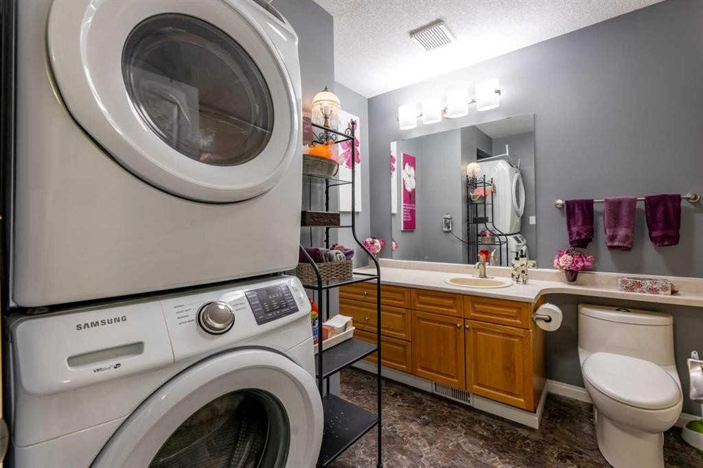 









157


Rispler

Way,
Hinton,




AB
T7V 1L7

