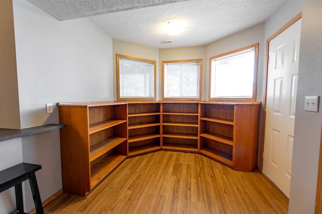 









157


Rispler

Way,
Hinton,




AB
T7V 1L7

