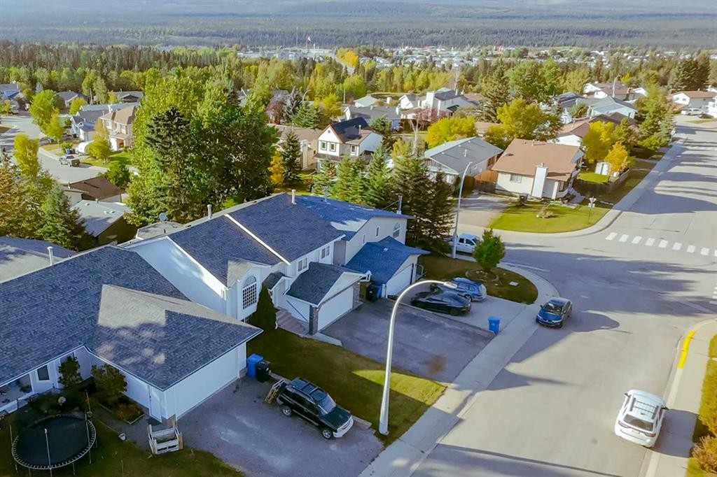









157


Rispler

Way,
Hinton,




AB
T7V 1L7

