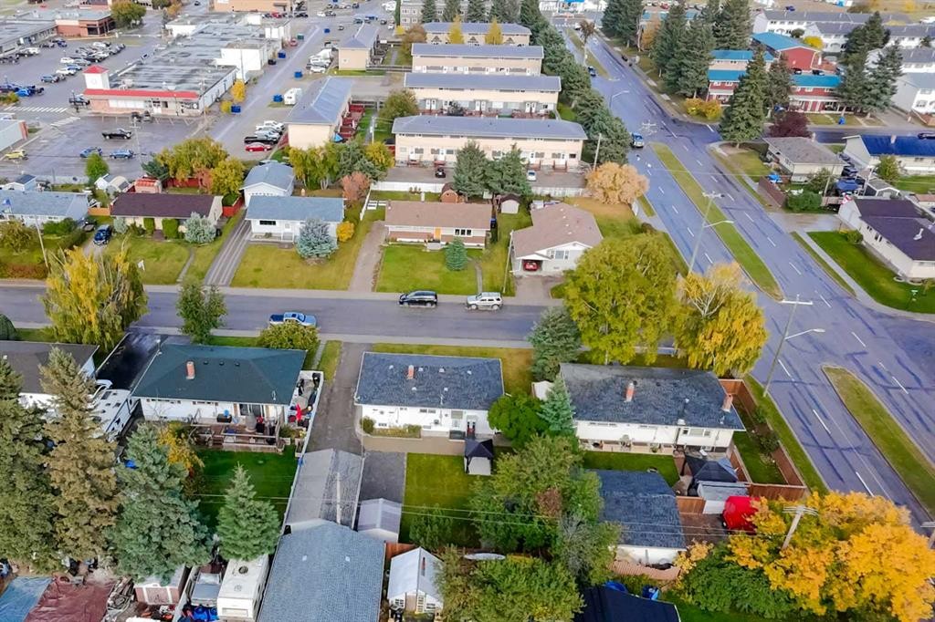 









104


Fraser

Street,
Hinton,




AB
T7V 1B7

