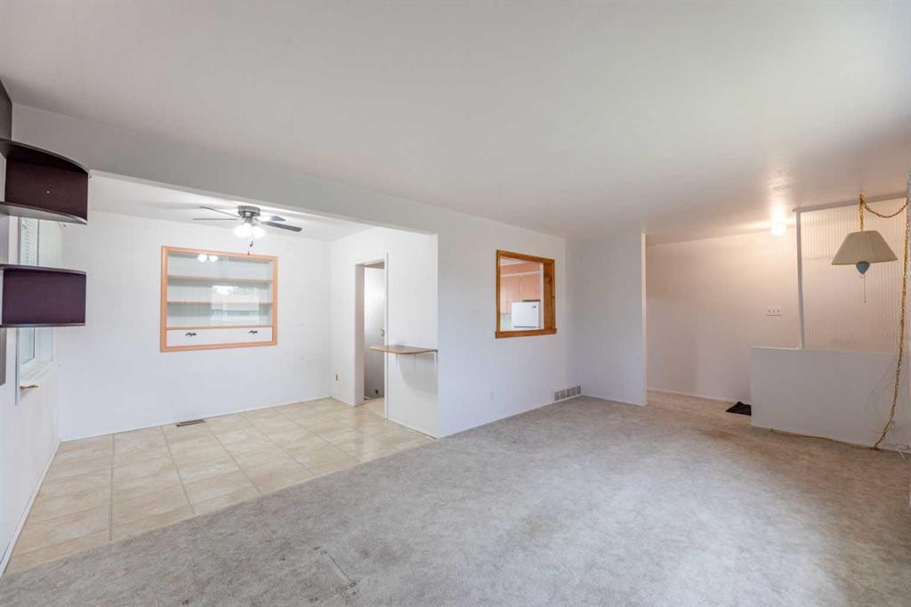 









104


Fraser

Street,
Hinton,




AB
T7V 1B7

