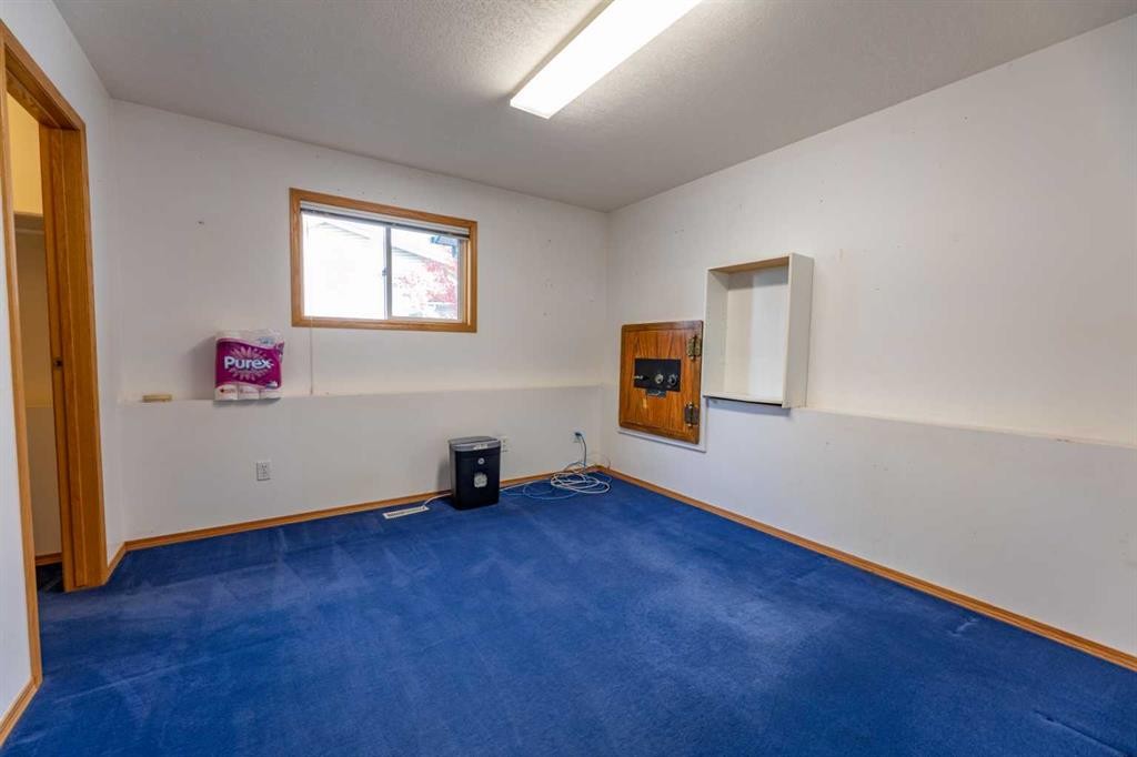 









111


Shillbeer

Cove,
Hinton,




AB
T7V 1A9

