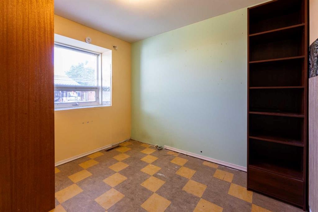 









147


Meadow

Drive,
Hinton,




AB
T7V 1N7

