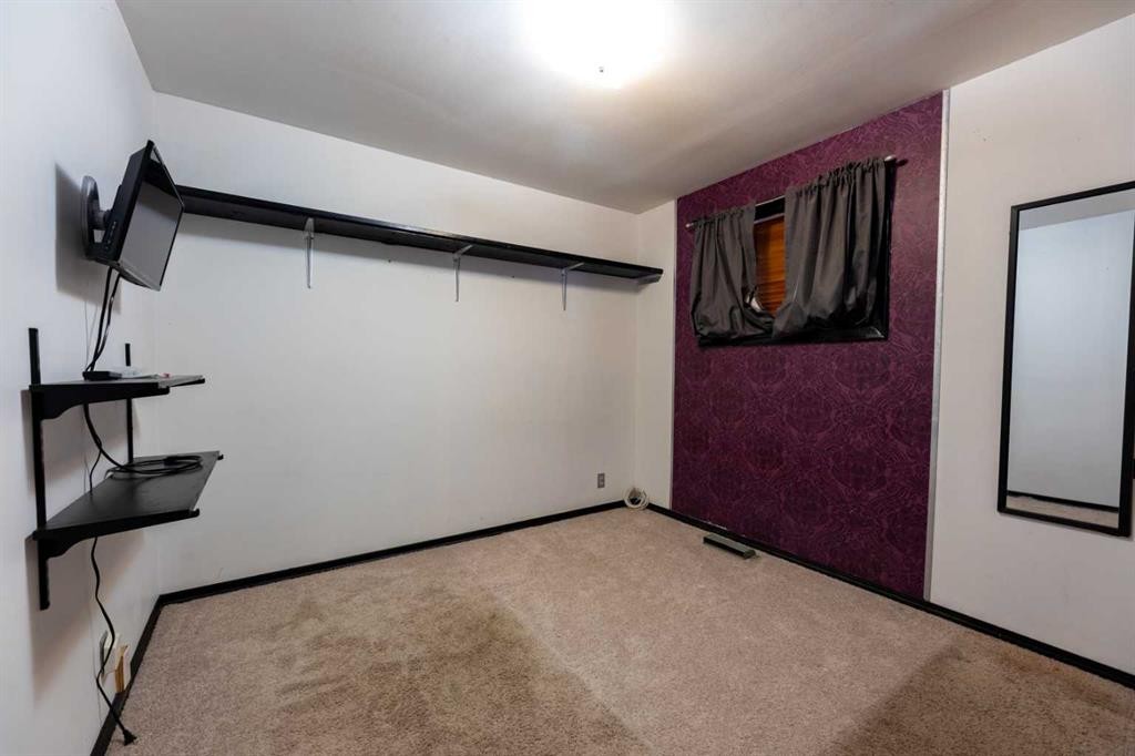 









147


Meadow

Drive,
Hinton,




AB
T7V 1N7

