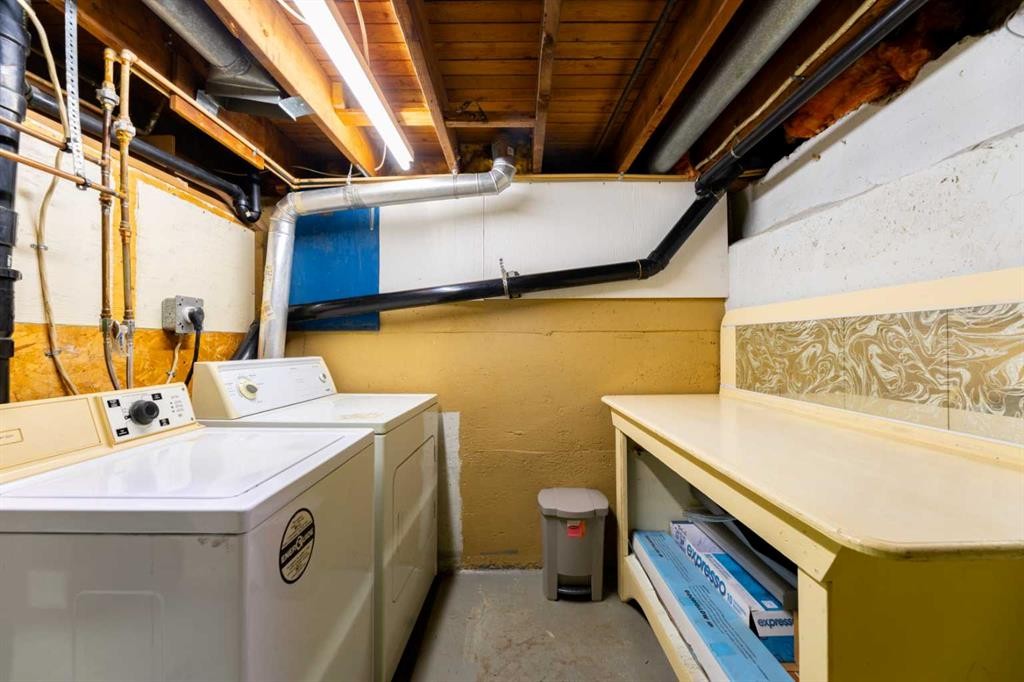 









147


Meadow

Drive,
Hinton,




AB
T7V 1N7

