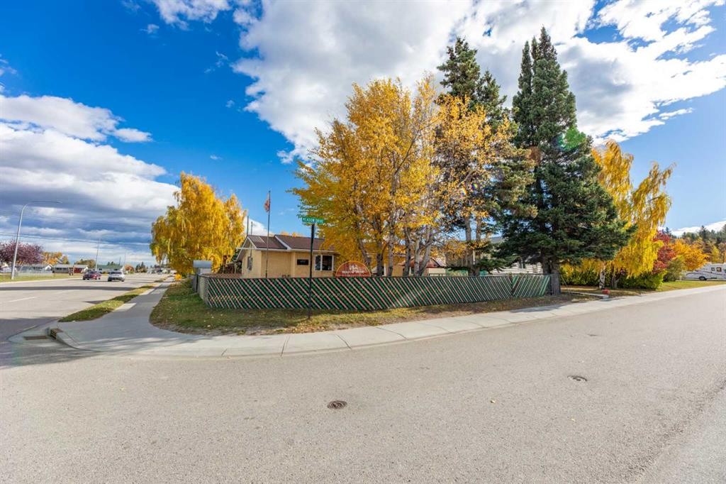 









147


Meadow

Drive,
Hinton,




AB
T7V 1N7

