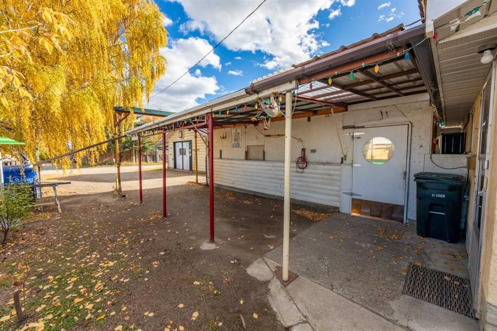 









147


Meadow

Drive,
Hinton,




AB
T7V 1N7

