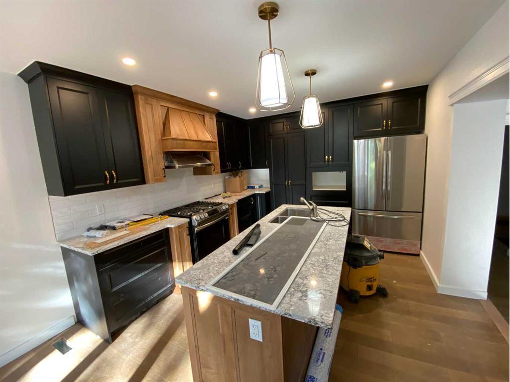 









564


5

Street West,
Brooks,




AB
T1R0B3

