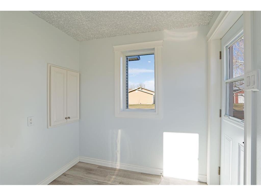 









417


Railway

Avenue,
Scandia,




AB
T0J 2Z0

