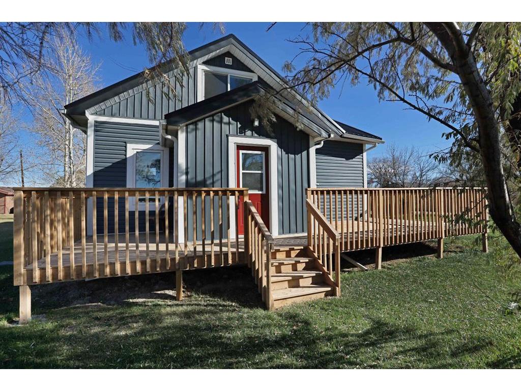 









417


Railway

Avenue,
Scandia,




AB
T0J 2Z0

