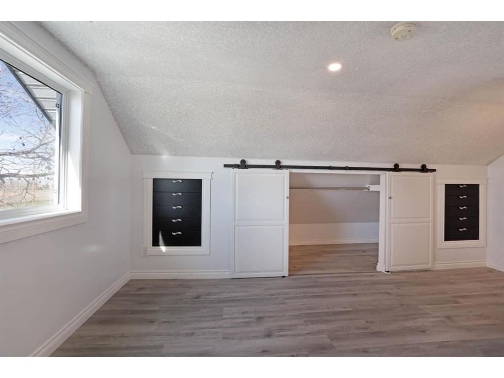 









417


Railway

Avenue,
Scandia,




AB
T0J 2Z0

