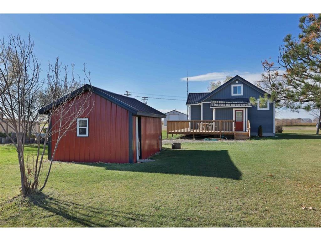









417


Railway

Avenue,
Scandia,




AB
T0J 2Z0

