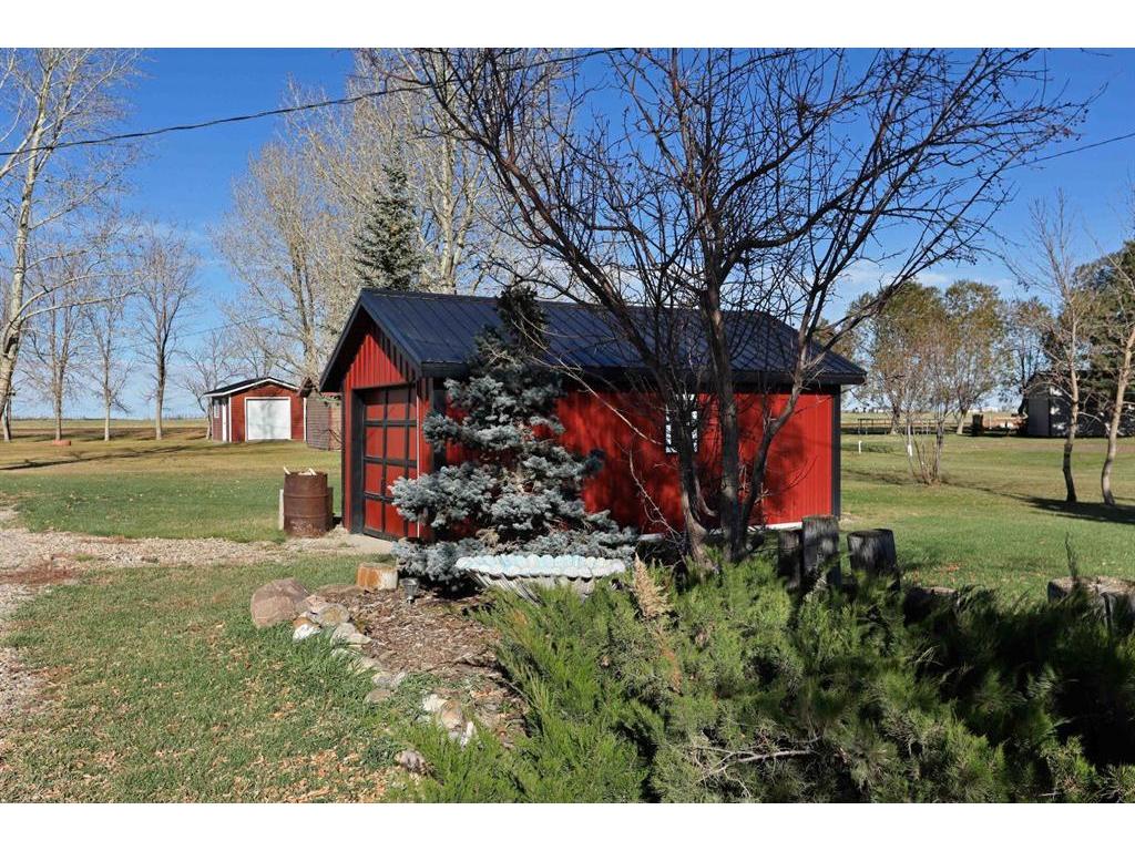 









417


Railway

Avenue,
Scandia,




AB
T0J 2Z0

