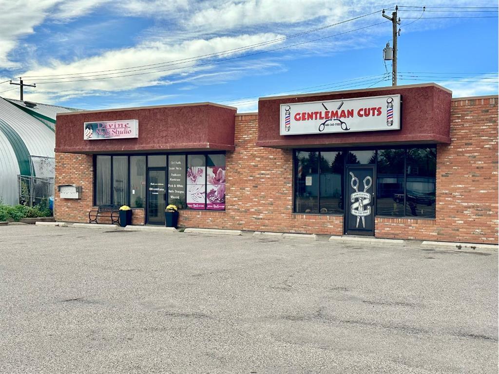 









715


2

Street West,
Brooks,




AB
T1R 0M9

