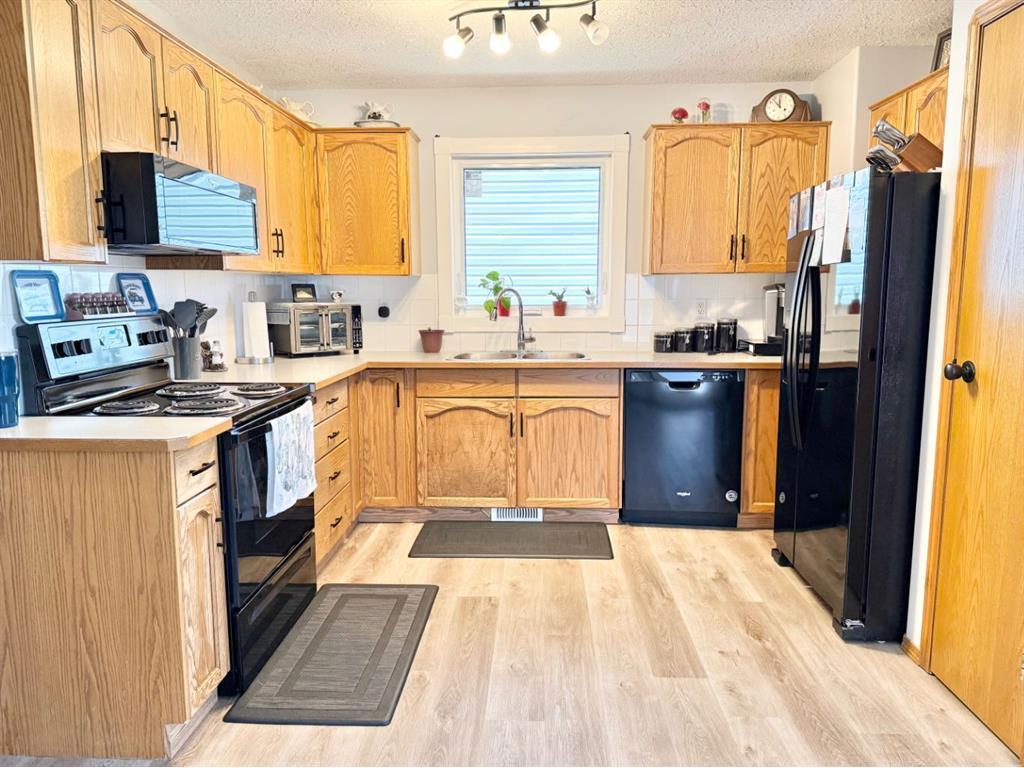 









237


Upland

Boulevard West,
Brooks,




AB
T1R 0R1

