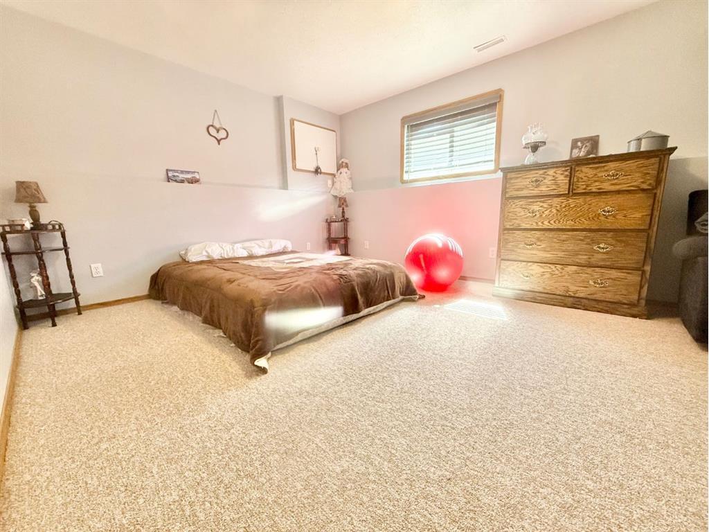 









237


Upland

Boulevard West,
Brooks,




AB
T1R 0R1

